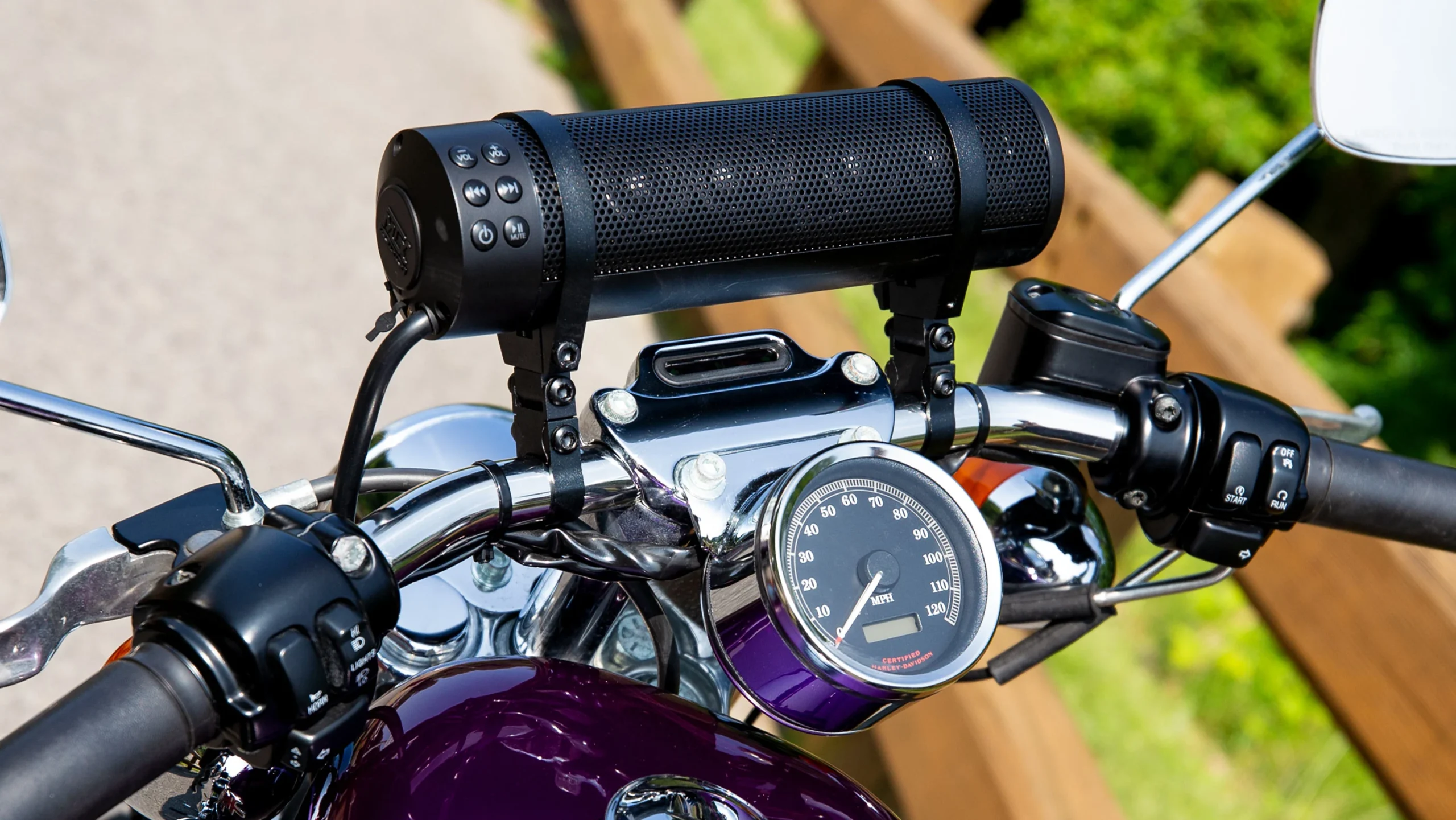 MTXMUDHSBB-motorcyle-bluetooth-speaker-index