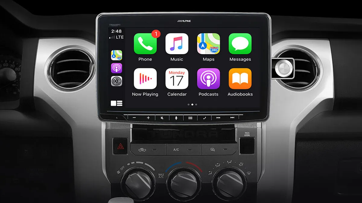 alpine-halo9-ilx-f309-apple-carplay-ogi